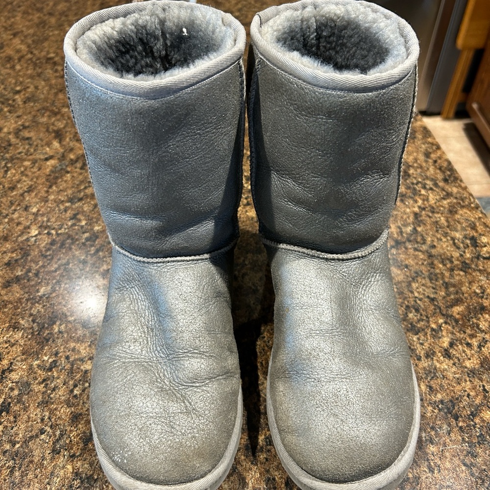 Silver metallic leather Ugg boots size 7